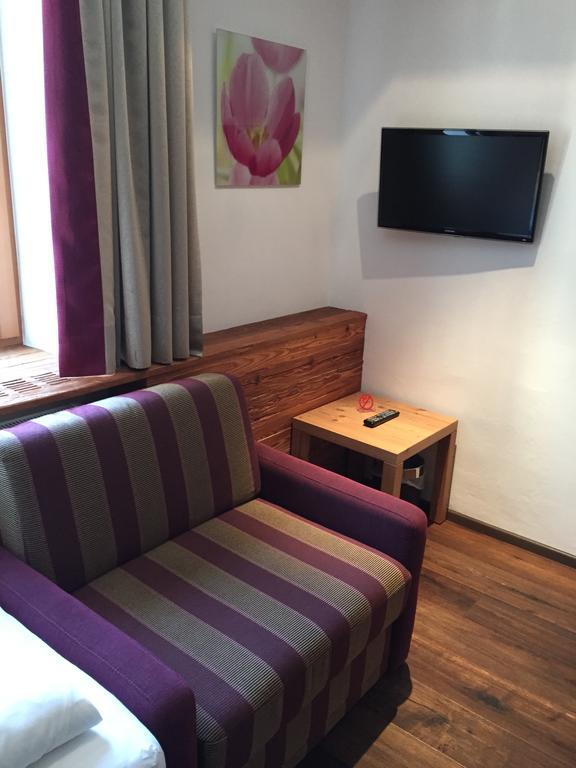 Pension Schmidinger Kitzbuhel Room photo